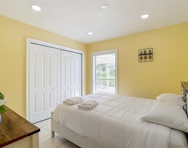 8261 Malvern Circle - Photo Thumbnail 29
