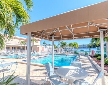 6025 Shore Boulevard S - Photo Thumbnail 31