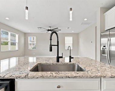 16159 Monterey Greens Circle - Photo Thumbnail 31