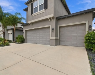 16159 Monterey Greens Circle - Photo Thumbnail 3