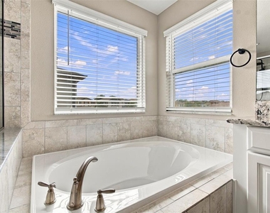 16159 Monterey Greens Circle - Photo Thumbnail 55
