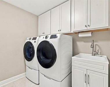16159 Monterey Greens Circle - Photo Thumbnail 42
