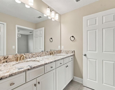 16159 Monterey Greens Circle - Photo Thumbnail 73