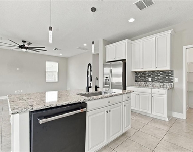16159 Monterey Greens Circle - Photo Thumbnail 26