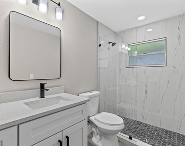 910 Whisler Court - Photo Thumbnail 16