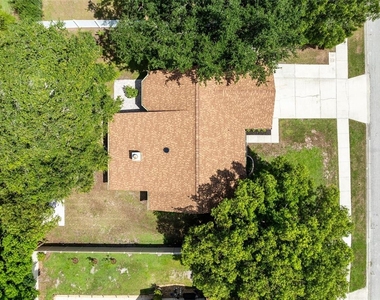 910 Whisler Court - Photo Thumbnail 7