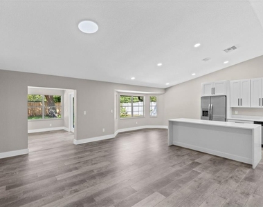 910 Whisler Court - Photo Thumbnail 22