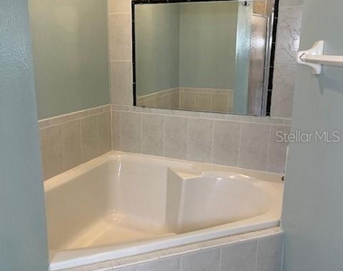 306 Clermont Drive - Photo Thumbnail 20