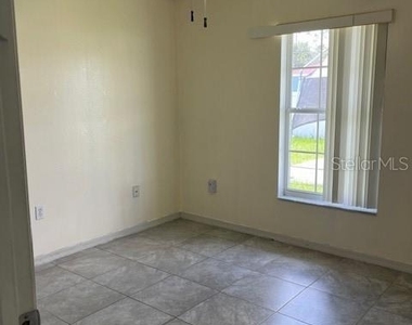306 Clermont Drive - Photo Thumbnail 14