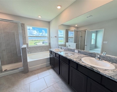 32107 Conchshell Sail Street - Photo Thumbnail 22