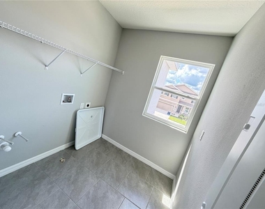 32107 Conchshell Sail Street - Photo Thumbnail 17