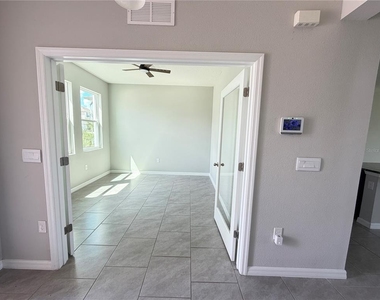 32107 Conchshell Sail Street - Photo Thumbnail 3