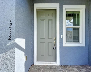 1232 Stockwell Avenue - Photo Thumbnail 5