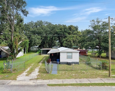 718 1st Street - Photo Thumbnail 1