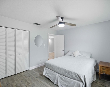 8891 Sw 96th Lane - Photo Thumbnail 6