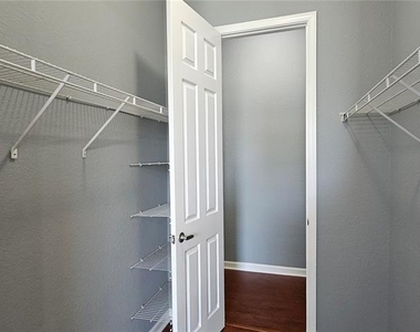 120 Terrace Ridge Circle - Photo Thumbnail 10