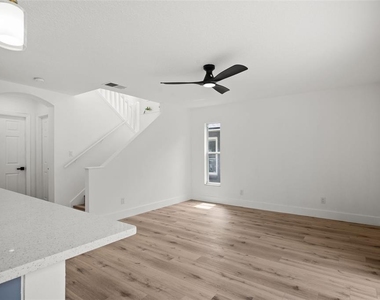 10224 Merrimac Manor Drive - Photo Thumbnail 15