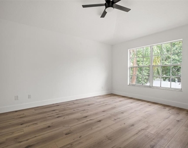 10224 Merrimac Manor Drive - Photo Thumbnail 27