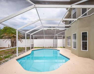 10224 Merrimac Manor Drive - Photo Thumbnail 2