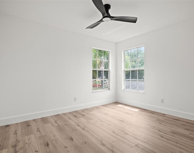 10224 Merrimac Manor Drive - Photo Thumbnail 18
