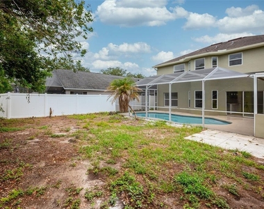 10224 Merrimac Manor Drive - Photo Thumbnail 35