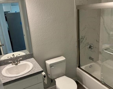 1458 Las Villas Boulevard - Photo Thumbnail 8