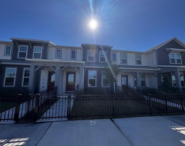 2031 Tohoqua Boulevard - Photo Thumbnail 1