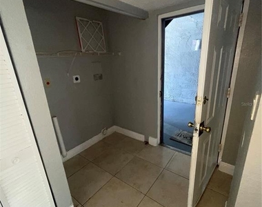 4789 S Texas Avenue - Photo Thumbnail 2