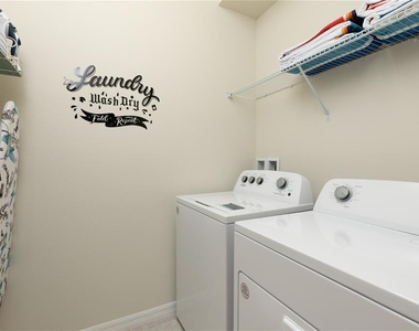 7227 Oakmoss Loop - Photo Thumbnail 28
