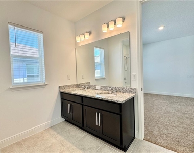 9725 Neruda Street - Photo Thumbnail 33