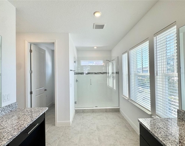 9725 Neruda Street - Photo Thumbnail 24