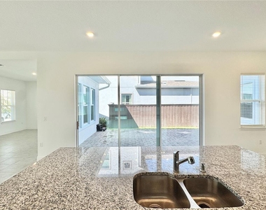 9725 Neruda Street - Photo Thumbnail 10