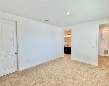 9725 Neruda Street - Photo Thumbnail 31