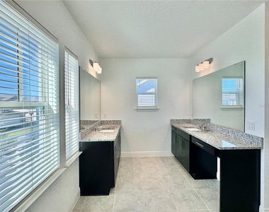 9725 Neruda Street - Photo Thumbnail 22