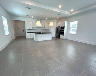 12615 Clear Sapphire Drive - Photo Thumbnail 5