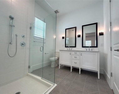12615 Clear Sapphire Drive - Photo Thumbnail 9