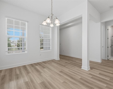 7410 Barrier Cove Way - Photo Thumbnail 8