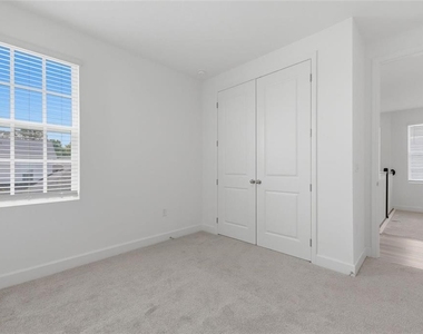 7410 Barrier Cove Way - Photo Thumbnail 21