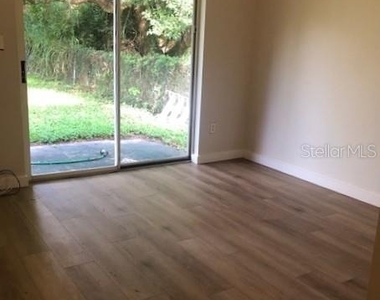 2419 Cedar Avenue - Photo Thumbnail 10