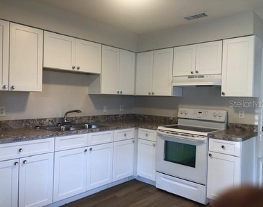 2419 Cedar Avenue - Photo Thumbnail 4