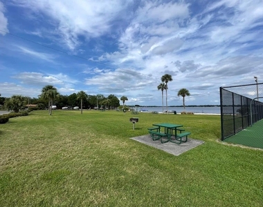 5301 Hansel Avenue - Photo Thumbnail 17