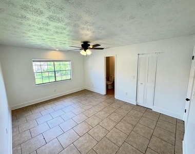5301 Hansel Avenue - Photo Thumbnail 8