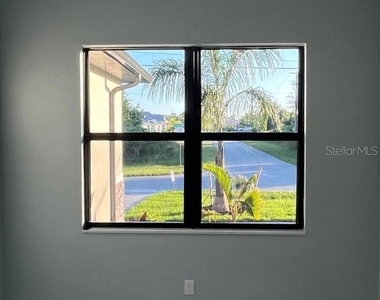 13342 Commonwealth Avenue - Photo Thumbnail 10