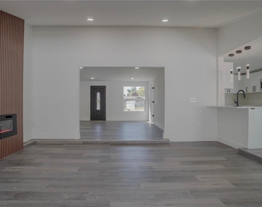 1797 Birch Drive - Photo Thumbnail 15