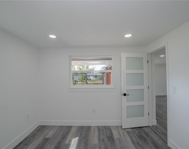 1797 Birch Drive - Photo Thumbnail 25