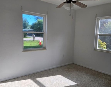 3314 Williamsburg Street - Photo Thumbnail 5