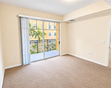 1064 N Tamiami Trail - Photo Thumbnail 11