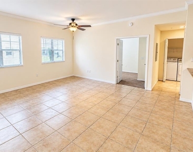1064 N Tamiami Trail - Photo Thumbnail 5