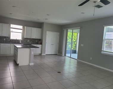 9320 Lamine Way - Photo Thumbnail 8
