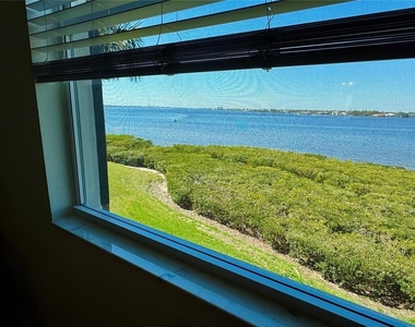 1020 Tidewater Shores Loop - Photo Thumbnail 22